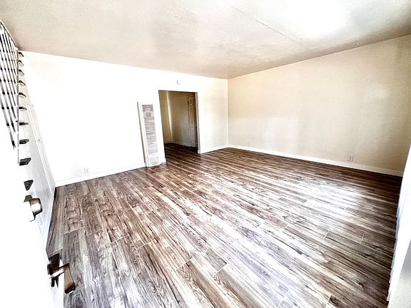 4th image of 2250-2296 Valencia Ave #2280