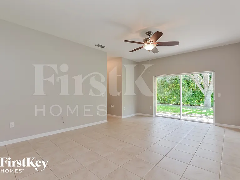 4087 Fitzroy Reef Dr — Photo 4