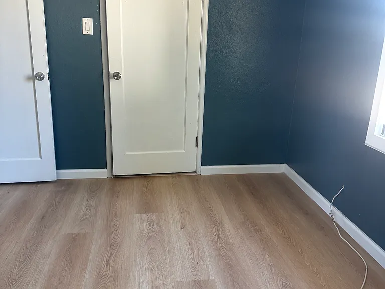 1126 Leggett St — Photo 10