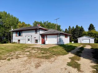 8715 48th St NE, Devils Lake, ND 58301