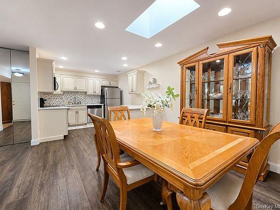 4th image of 188 Birchwood Road