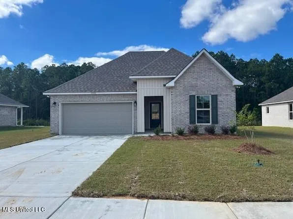 15092 High Point Dr, Gulfport, MS 39503