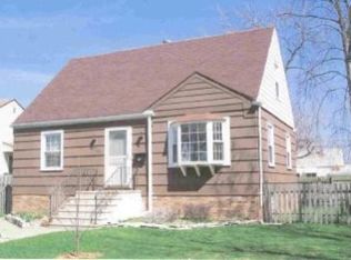 7441 Baring Pkwy, Hammond, IN 46324