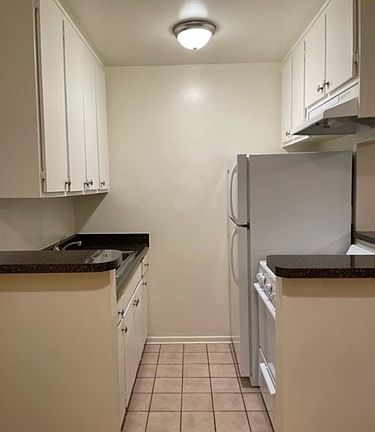 3rd image of 12706 Venice Blvd APT 6