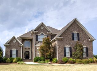 202 Fosseway Dr, Greensboro, NC 27455