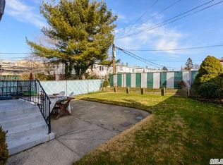 2711 147th St, Flushing, NY 11354