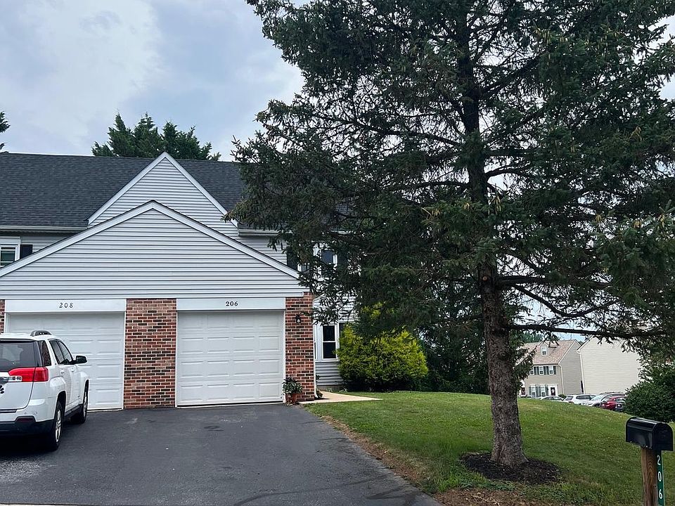 206 S 5th St, Womelsdorf, PA 19567 Zillow