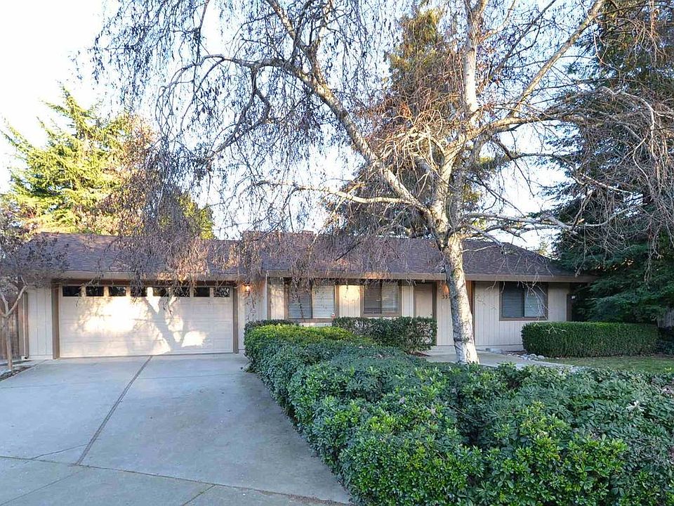 1st image of 332 Glenbrook Ct