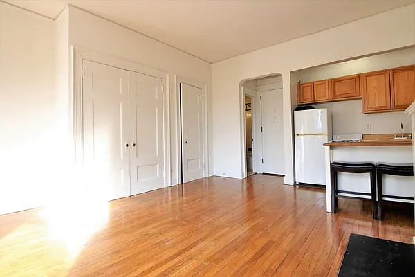 Rented by JK Dansar Corp | media 34