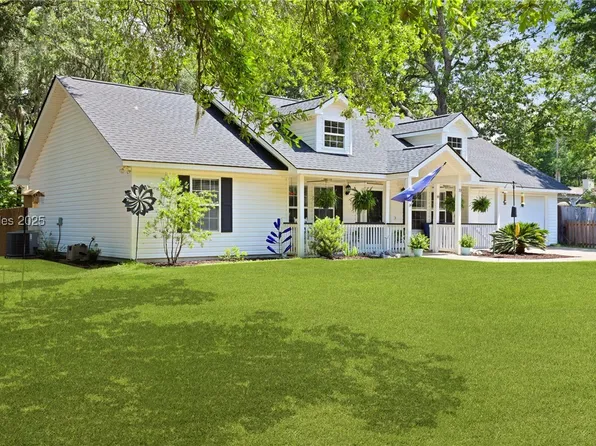 10 Brickyard Hills Dr, Beaufort, SC 29907