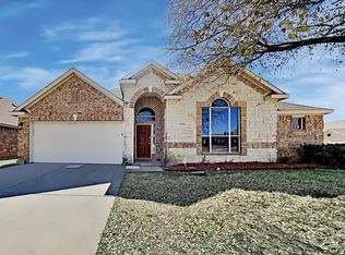 1300 Mule Deer Dr, Arlington, TX 76002