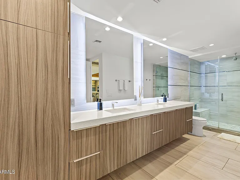 6834 N 72nd Pl — Photo 30