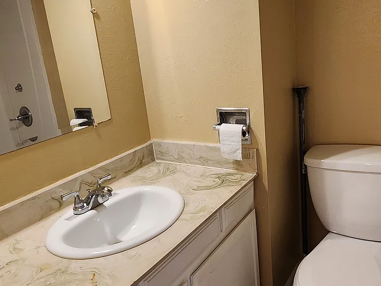 188 Paris Cir — Photo 18