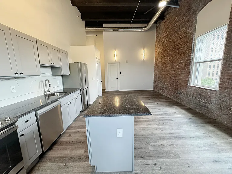 810 Monocacy St #403 — Photo 18