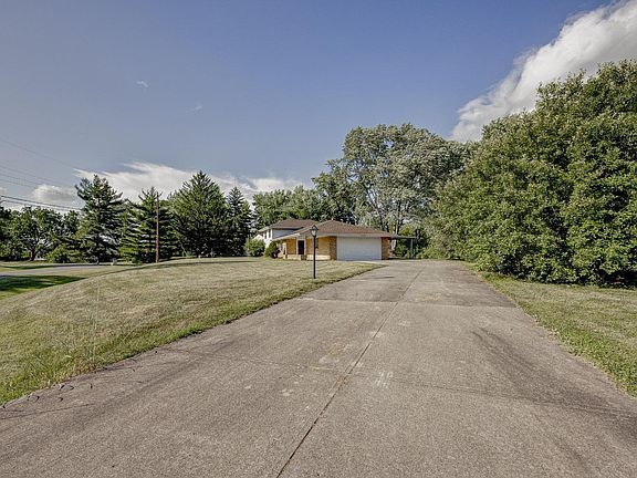 5th image of 8354 Taffy Dr