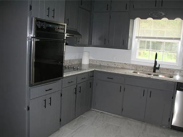 2075 Pinewood Dr — Photo 9
