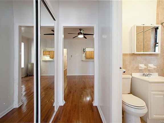 5th image of 3120 Kingsbridge Ave #2E