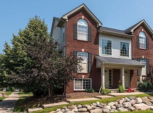 4270 Esplanade Ln, Ann Arbor, MI 48108