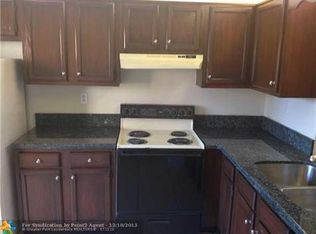 10303 NW 33rd St #2, Pompano Beach, FL 33065