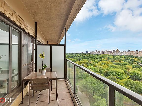 2nd image of 200 Central Park S APT 21G