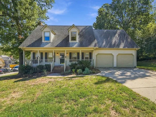 202 Bright Water Ln, Greenville, SC 29609