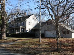 16 William Sisson Rd, Little Compton, RI 02837