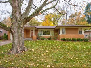 1513 Glendale Rd, Iowa City, IA 52245