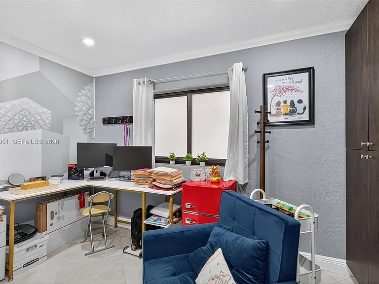 2431 SW 127th Ave — Photo 32