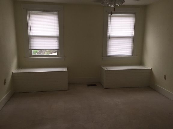 Main bedroom. Storage chests are built in.