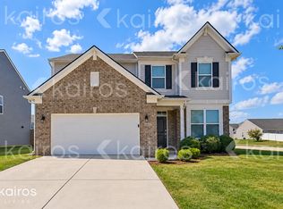 10303 Deercrest Ln, Indianapolis, IN 46239
