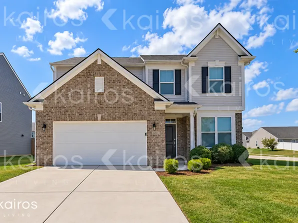 10303 Deercrest Ln, Indianapolis, IN 46239