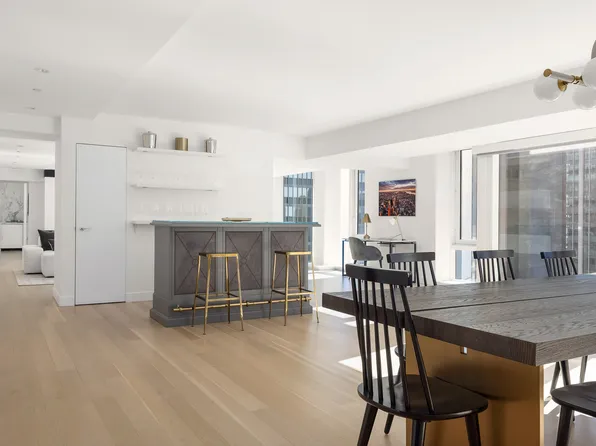 135 West 52nd Street image 7 of 23