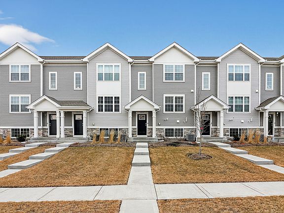 2nd image of 1007 Briar Glen Ct