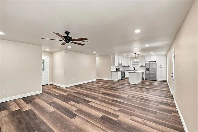 3 bed, 2.0 bath, 1450 sqft, $1,750 — Photo 4