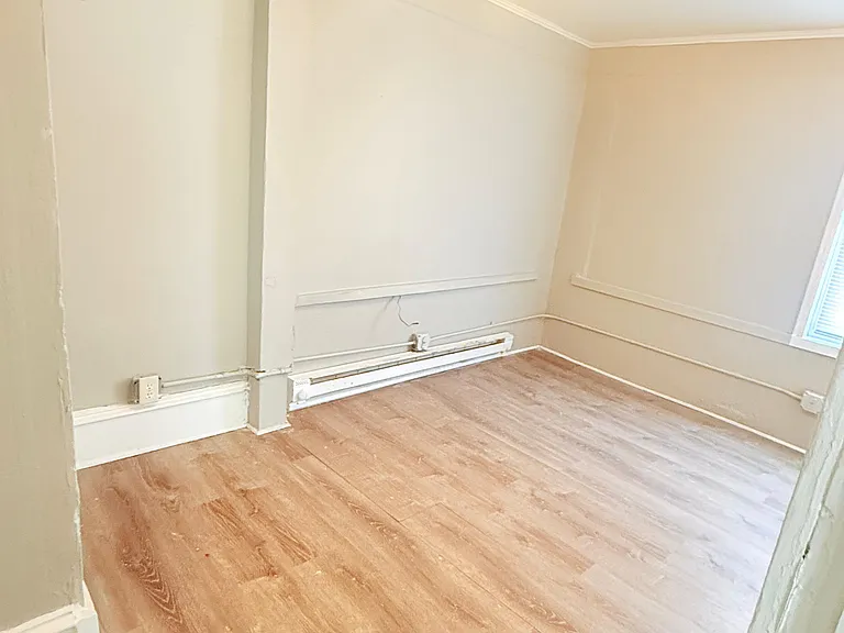 2705 Bryant Ave N #2 — Photo 11