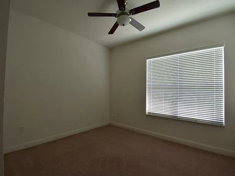 636 Volterra Blvd — Photo 31