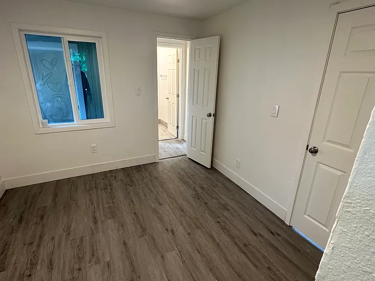 509 Alola St — Photo 6