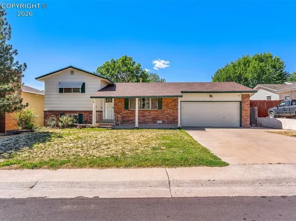 610 Candlewood Dr, Canon City, CO 81212