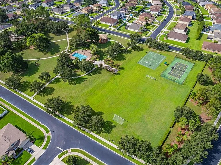 545 First Cape Coral Dr — Photo 14