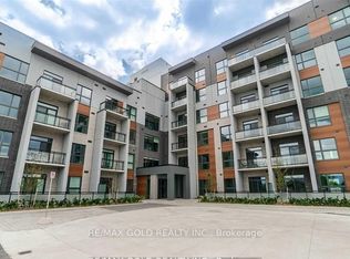 95 Dundas St W #127, Oakville, ON L6M 4L9