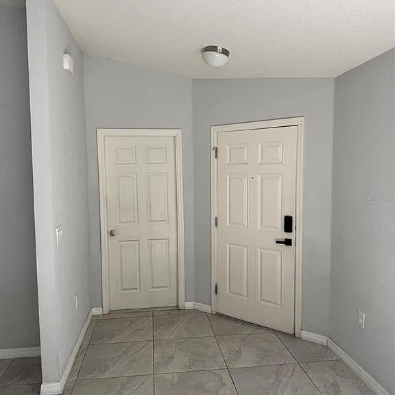 2671 Sanderling St — Photo 3