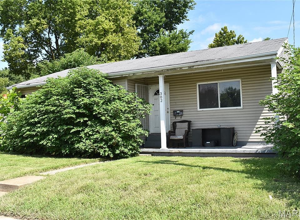 1st image of 302 Barthel Ave