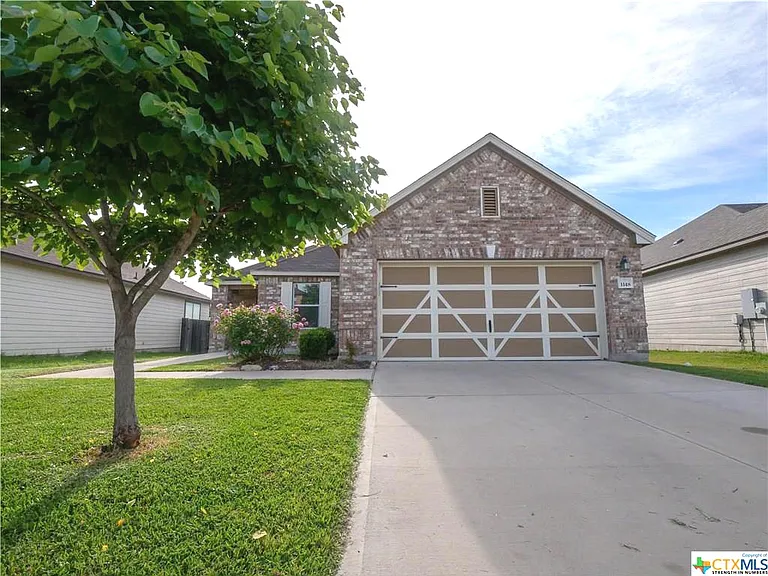 1148 Lonesome Oak Dr — Photo 2