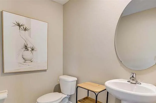 12505 Belcroft Dr — Photo 36