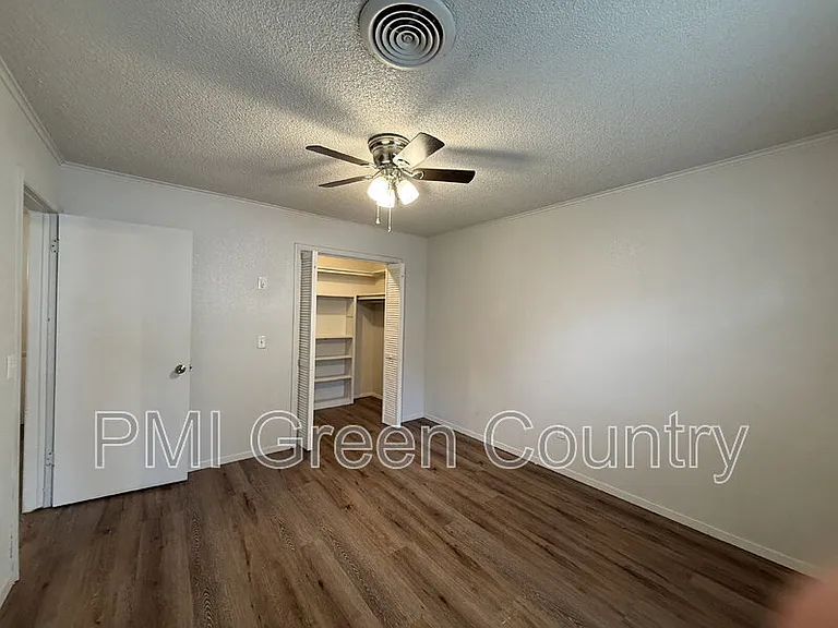 817 Park St — Photo 7