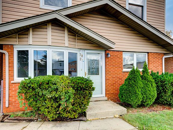 4th image of 7827 Neenah Ave