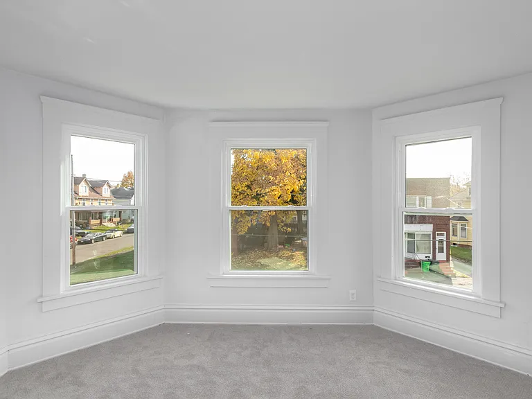 205 W Cambridge St #A — Photo 5