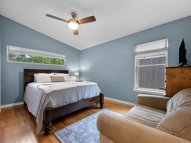 1803 Mohle Dr — Photo 8