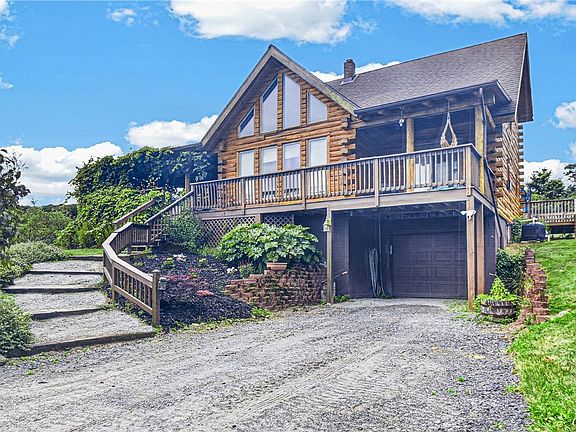 2nd image of 647 Osborne Hill Rd