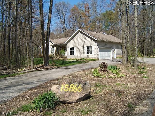 1st image of 15866 Kenwood Dr